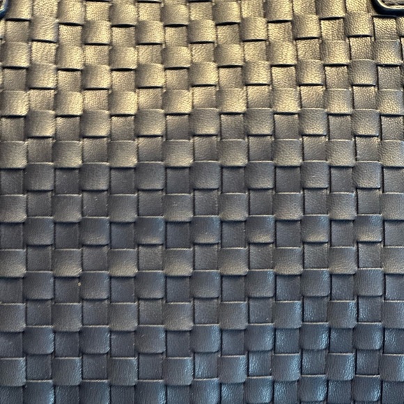 Lulu Dharma Blueberry Blue Vegan Leather Tote Snap Closure Large 18Lx10Hx6.5W - Picture 4 of 15